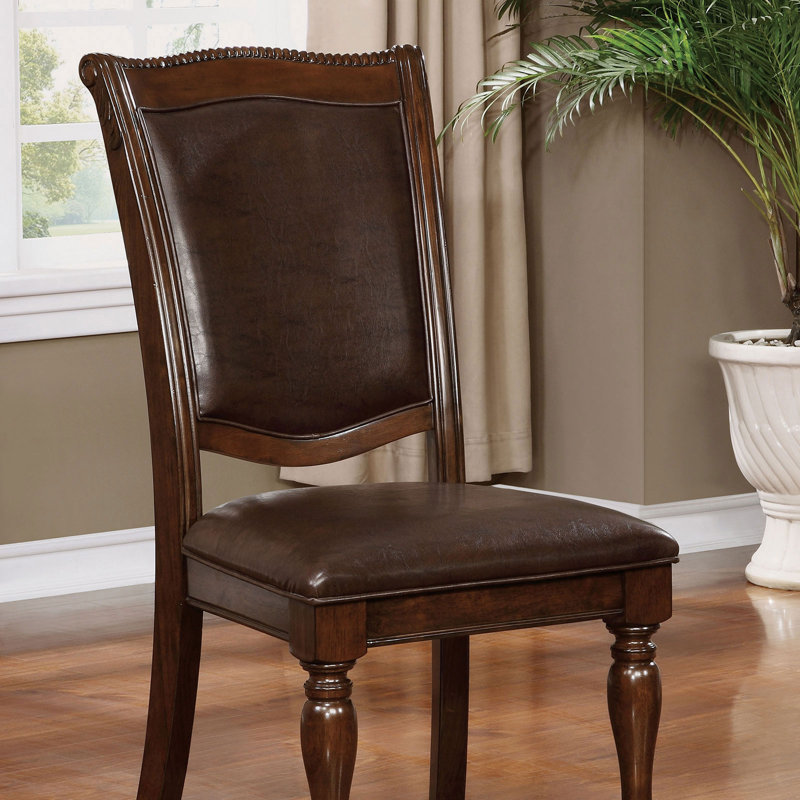 Chaise rembourrée Ako, Cerisier brun