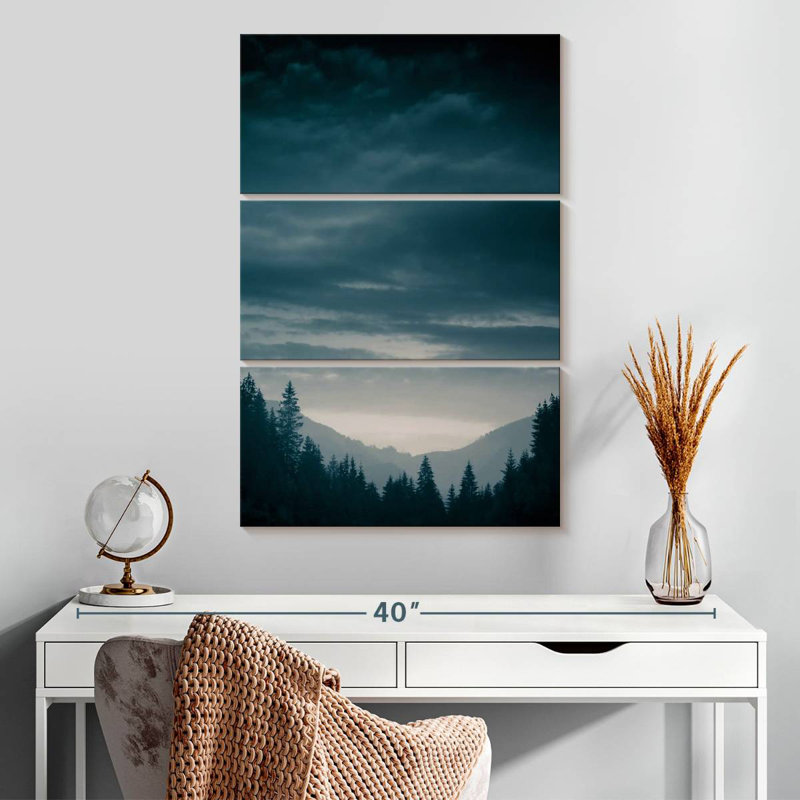 Harnek Blue Mountains III, 32" H x 20" W