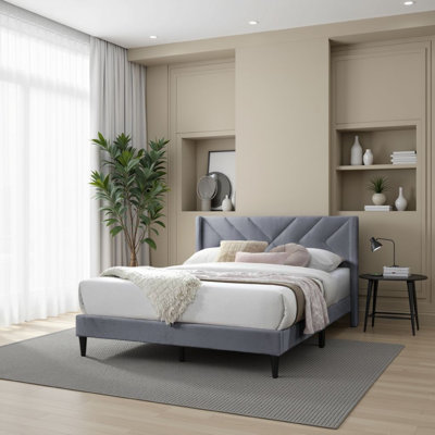 Linen Bed with Tufted Headboard