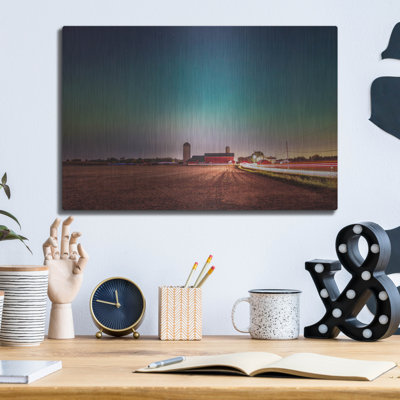 «Red Barn Under Aurora» par Epic Portfolio, art mural en métal