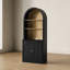 Grande armoire arquée avec tablettes ouvertes et portes, noir-604822665