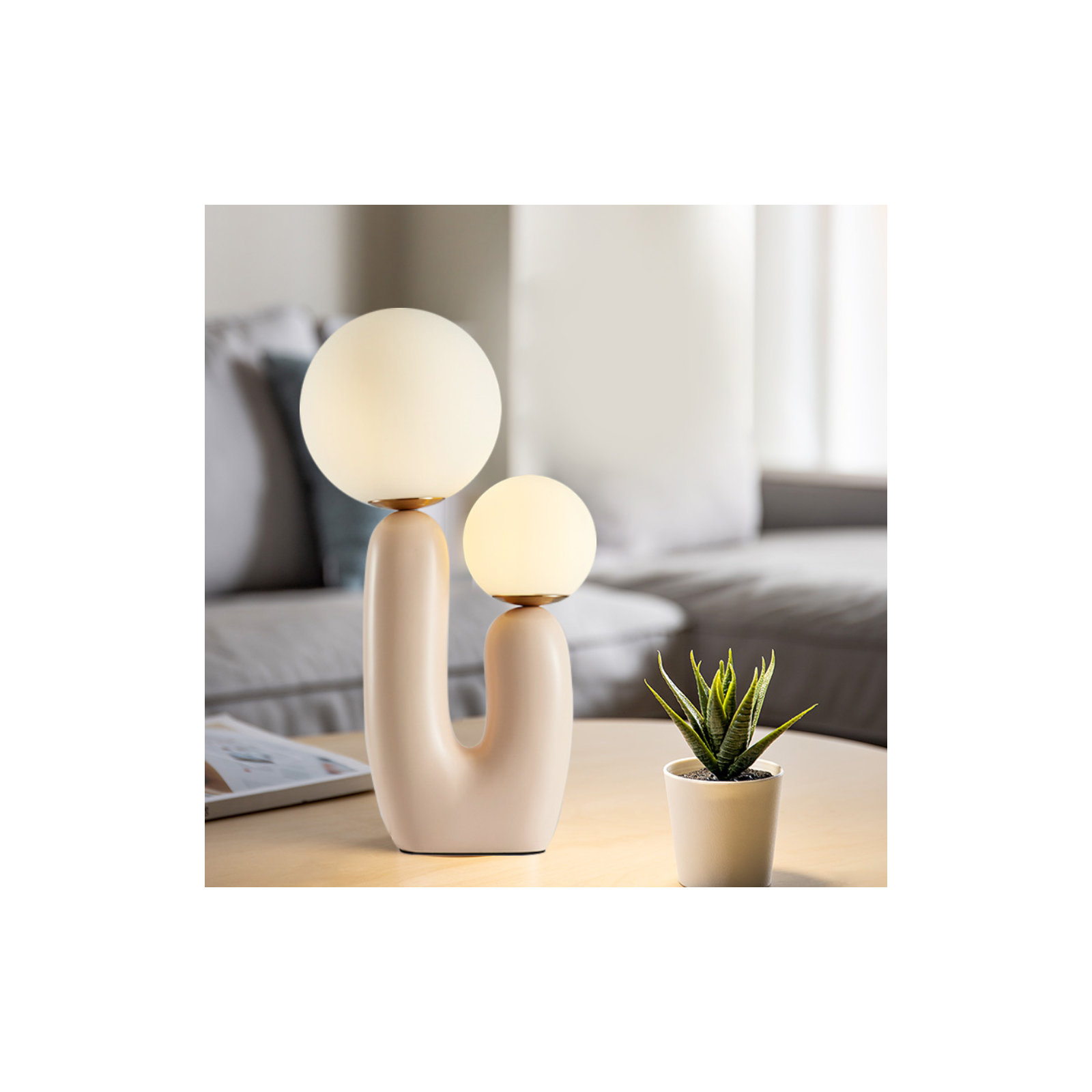 Yuma Resin Table Lamp, Beige