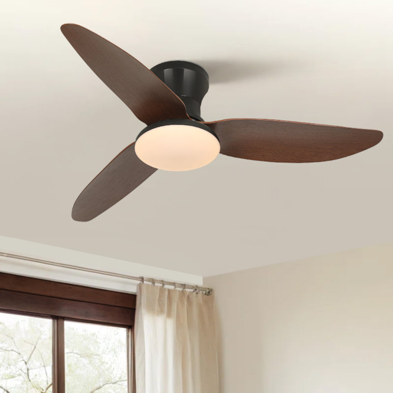 Ventilateur de plafond avec lumières DEL et télécommande Karlena, Noir, 40 po de largeur, Brun