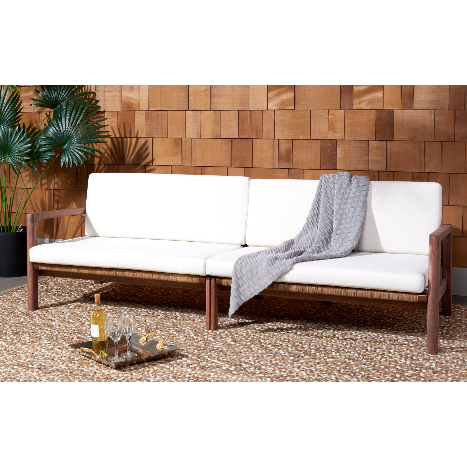 Nicholson 91.7'' Wide Loveseat with Cushions