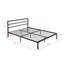 Grand lit plateforme en métal gris froid de style moderne avec tête de lit sous le lit et sans sommier