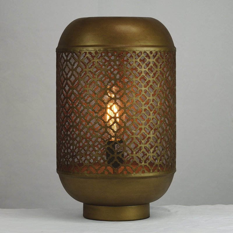 Emarie Metal Globe Lamp