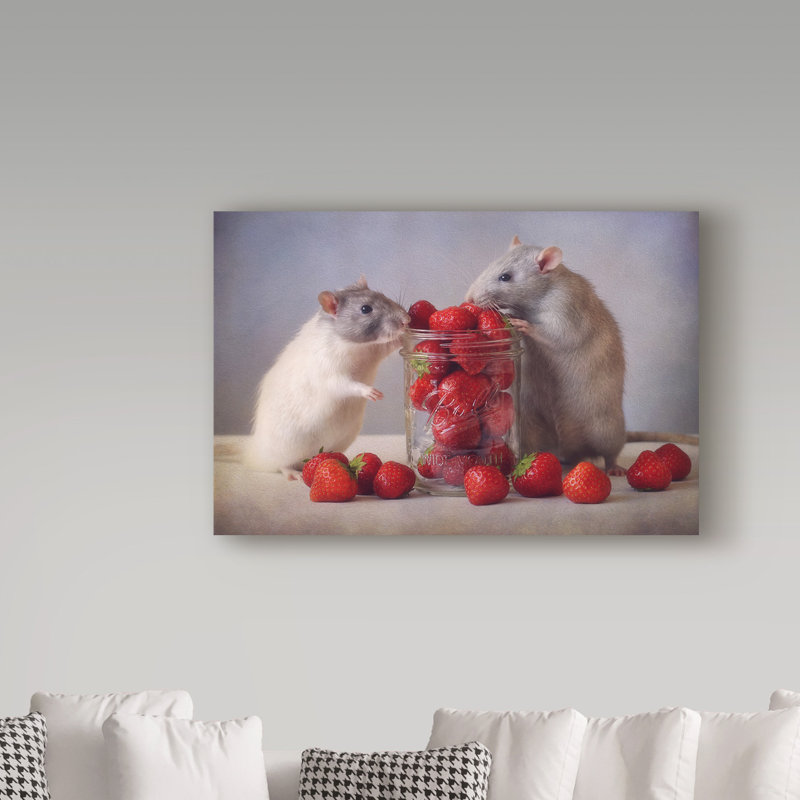 «Rats Strawberries» de Hasegawa, reproduction de photo sur toile tendue, H 12 po x l 19 po x P 2 po