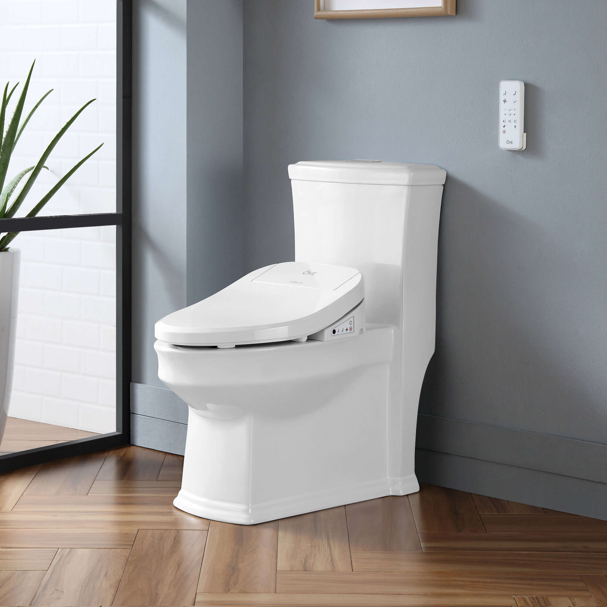 Toilette intelligente avec siège bidet Skye par Ove Decors
