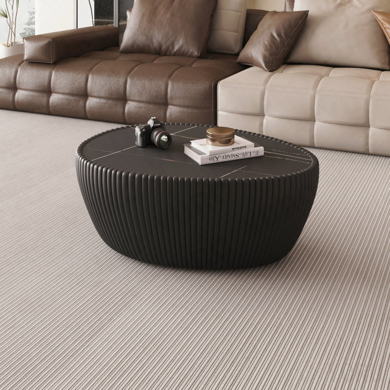 Table basse en forme d'œuf Goose - plateau en pierre frittée noire, Black