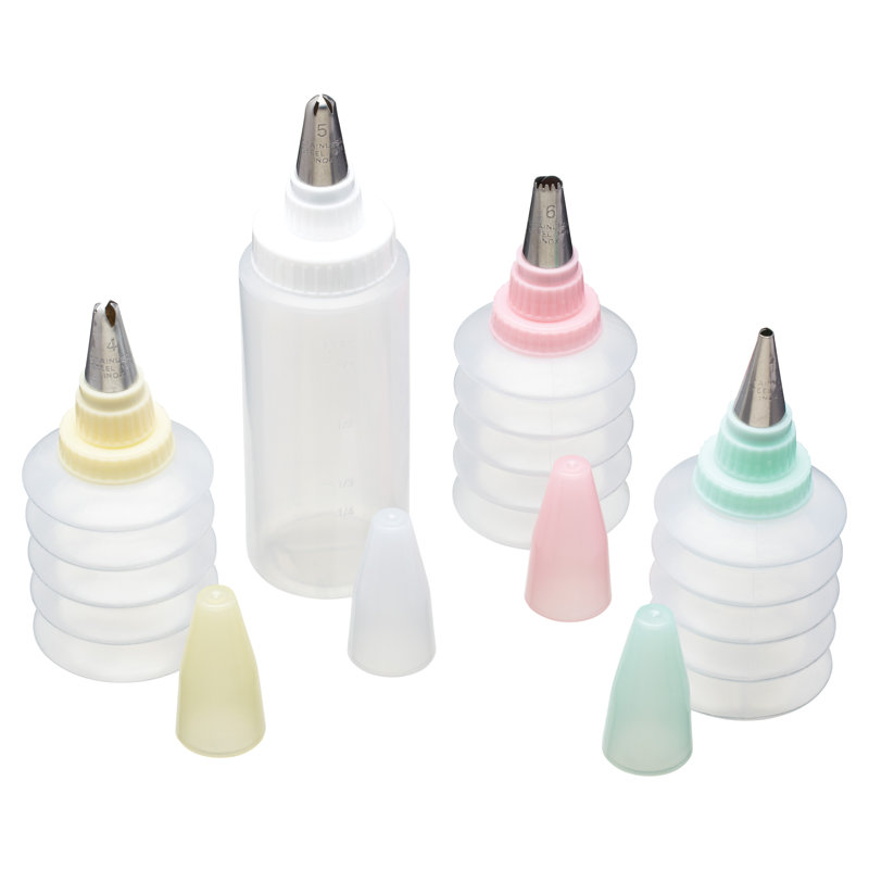 4 Piece Cookie and Cupcake Decorating Kit Set