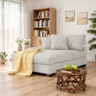 Chaise longue surdimensionnée rembourrée en chenille blanc cassé avec accoudoirs et coussins décoratifs