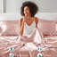 4 draps de luxe en satin simple rosé - froissé, doux pour la peau, frisottis apprivoisés, 1 drap plat, taies d'oreiller ajustées lisses et soyeuses, réduit les bris,