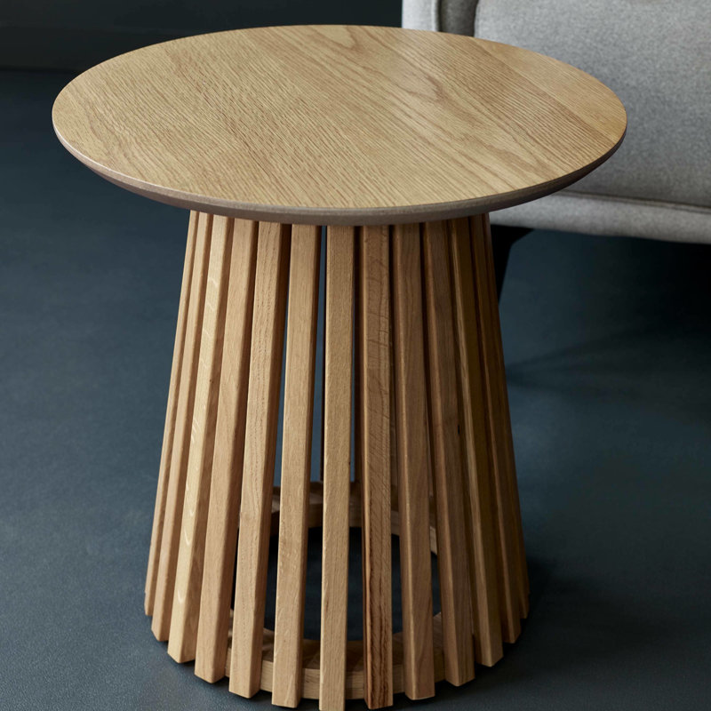 Dejania Pedestal End Table, Natural Wood