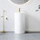 Lavabo de salle de bain autoportant circulaire en céramique blanche avec trop-plein 33,5 po Denbigh