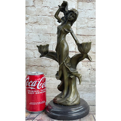 Figurines et sculptures Ayiden
