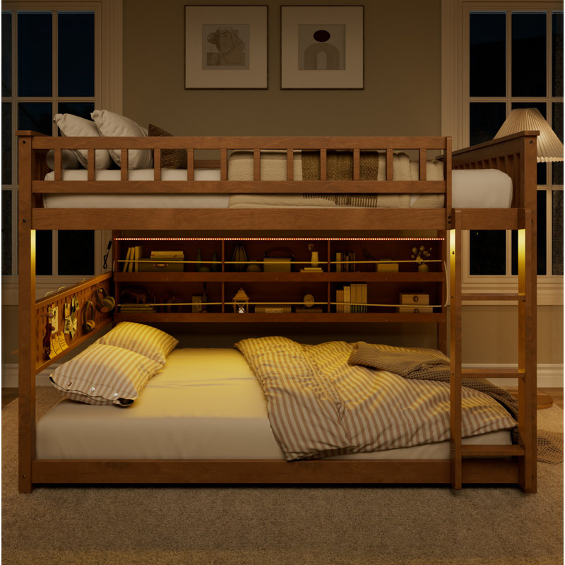 Lit superposé double au-dessus de double avec tablettes intégrées, lumières à changement de couleur et panneau perforé, brun