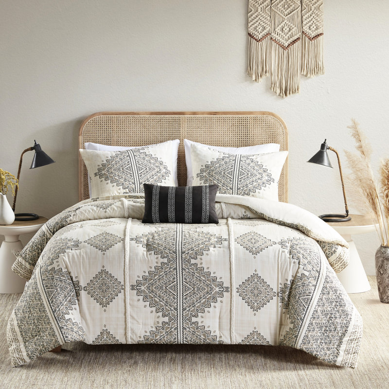 Édredon pour lit double / grand 4 pièces avec coussin décoratif. Noir / imprimé. . Aspect d'inspiration mondiale. Coussin en tissu lavable à la machine pour le lit. Microfibre. Element.