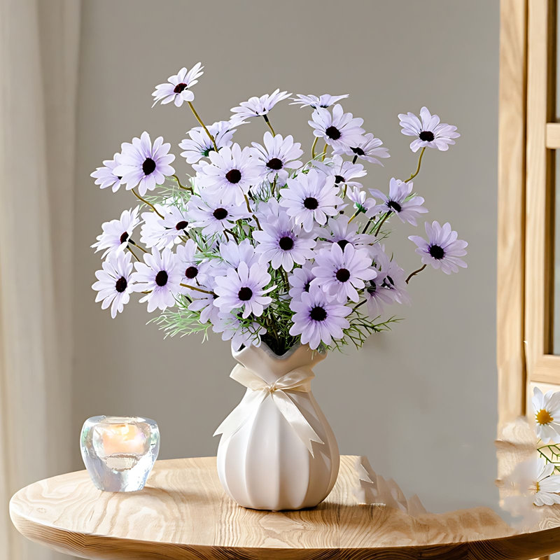 Daisy Arrangement in Vase, Purple