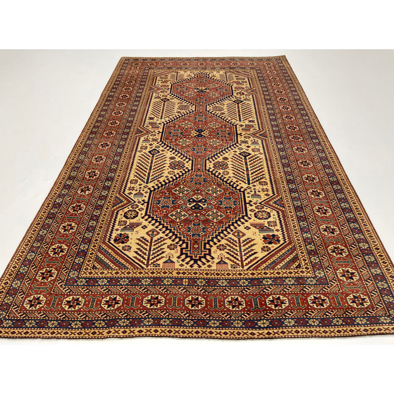 Tapis tribal unique en son genre