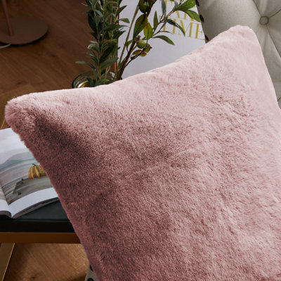 Housse de coussin lourd en fausse fourrure