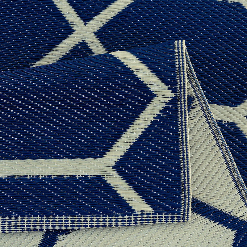 Geometric Indoor / Outdoor Rug, Rectangle 6' x 9'