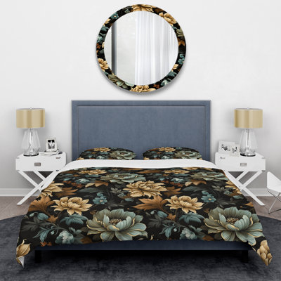 Vintage Noir Moody Patterns I Floral Duvet Cover