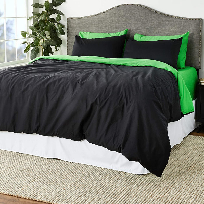 Modern & Contemporary Cotton Comforter, California King, Green/Lime/Black