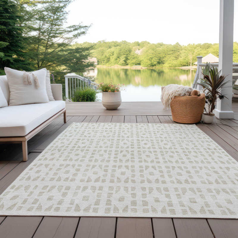 Ivory Geometric Synthetic Flat Woven 5' x 7' Rug