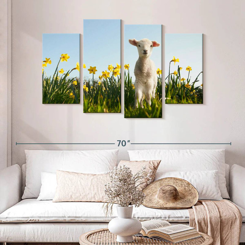 Mouflon dans la prairie, H 32 po x l 52 po