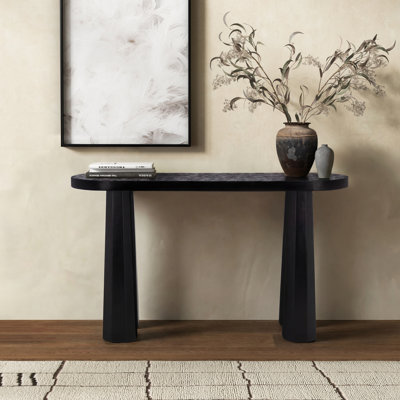 Console Philippa Petraclara