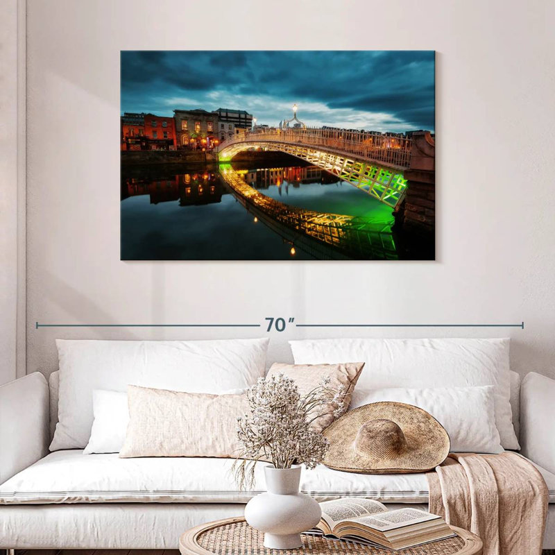 Vanna Ha'penny Bridge Dublin, 30" H x 45" W