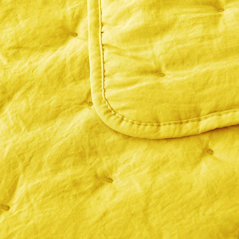 Modern & Contemporary Polyester Quilt, Twin Quilt + 1 Standard Sham, Yellow