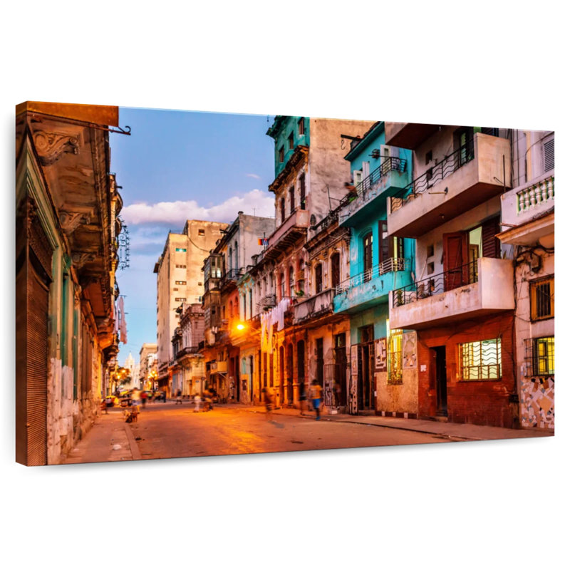 Lilie Havana At Dusk