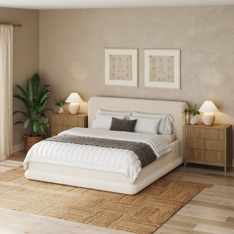 Carrera 3-Drawer Dresser With Solid Wood Frame And Fluted Details, Light Brown