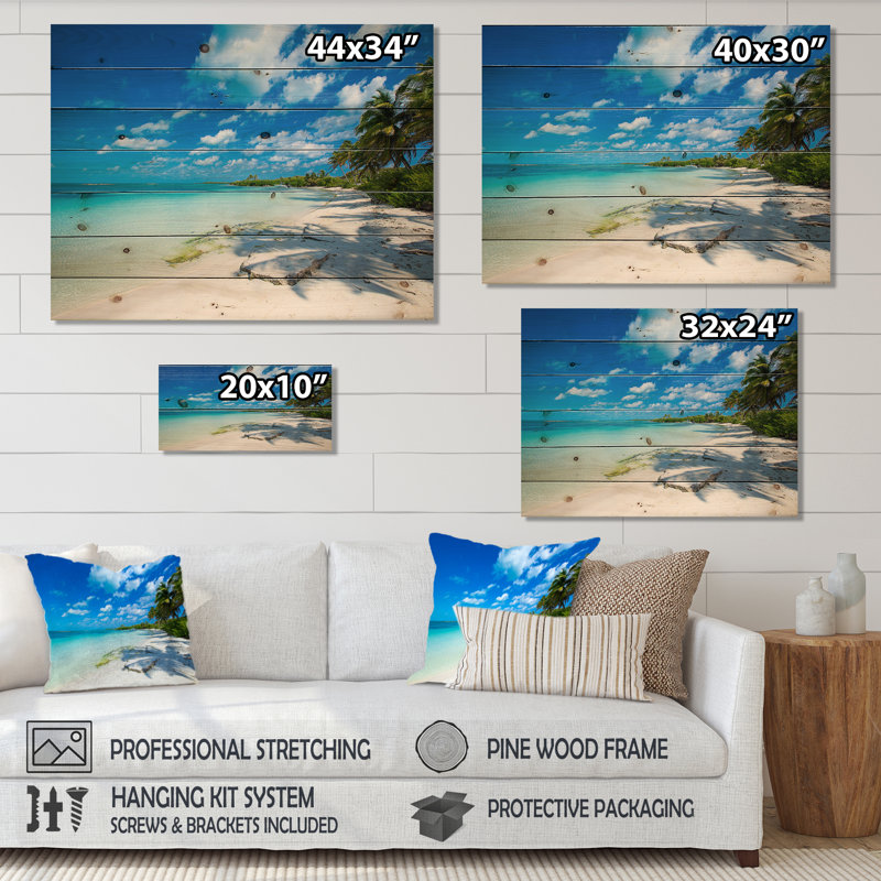 «Tropical Beach with Palm Shadows» de Mattos - reproduction de photo, H 34 po x l 44 po, Bois