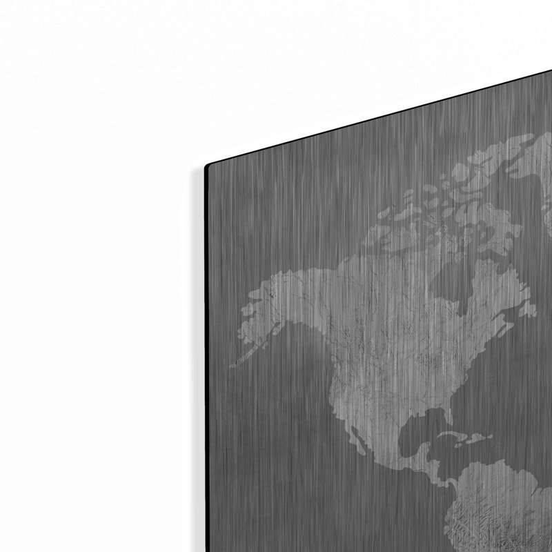 «Silver World», impression sans cadre sur métal, H 24 po x l 36 po x P 0,13 po
