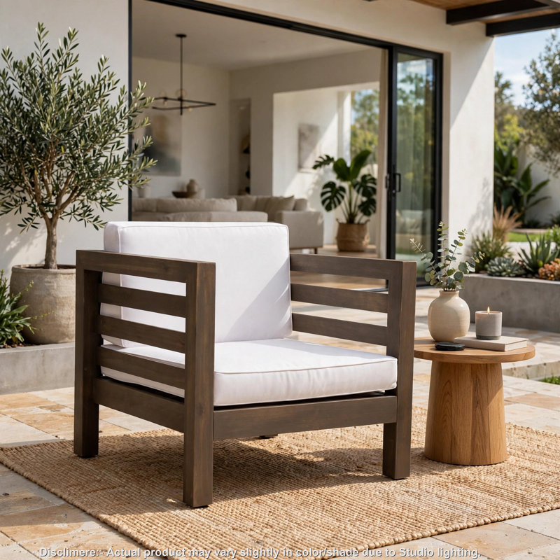 Fauteuil de jardin Carie, coussins en tissu blanc, structure à lattes, bois gris