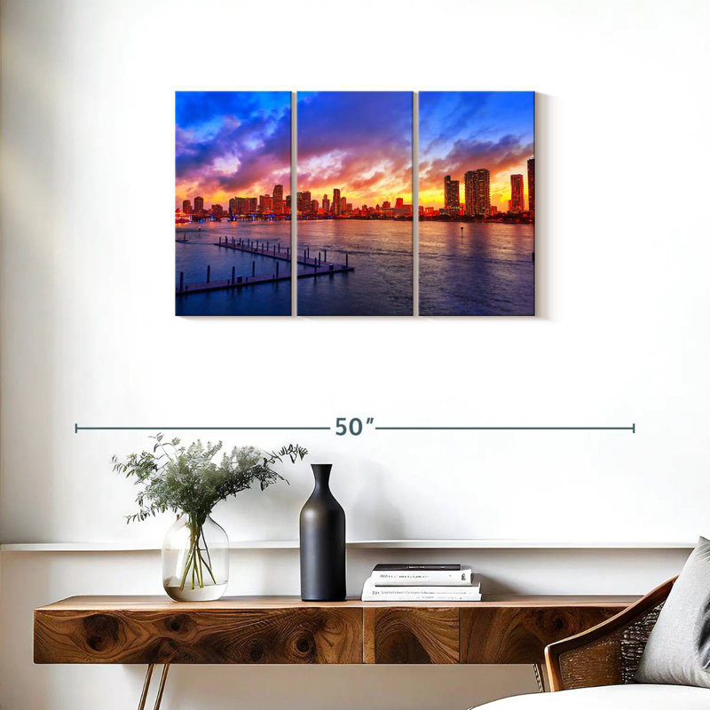 Coucher de soleil éclatant à Sir Sir Miami, H 20 po x l 33 po