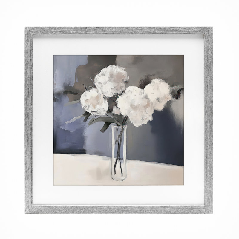 «Gentle Petals», reproduction sous verre encadrée, design par Mona Grace, H 13 po x l 13 po, Cadre de ferme gris