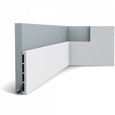 Akam 15.1cm H x 200cm W x 1.4cm D Urethane Crown