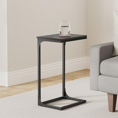 Table d'appoint en forme de C, table d'appoint avec canapé, table de canapé avec structure en métal, salon, petite table avec plateau télé (1 pièce)