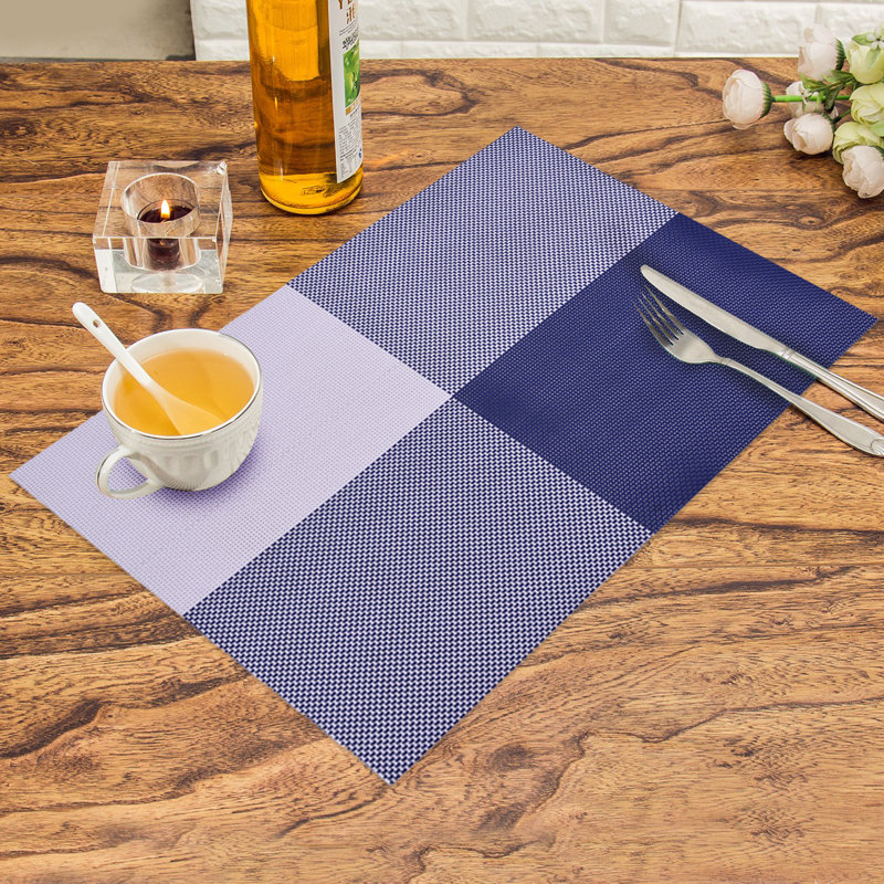 Dafayon Vinyl Rectangle Placemats Set of 6 Heat-Resistant Anti-Skid Washable Table Decor for Christmas, Blue/White