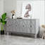 Armoire de rangement rétro à 4 portes avec portes géométriques sculptées à la main et tablettes réglables