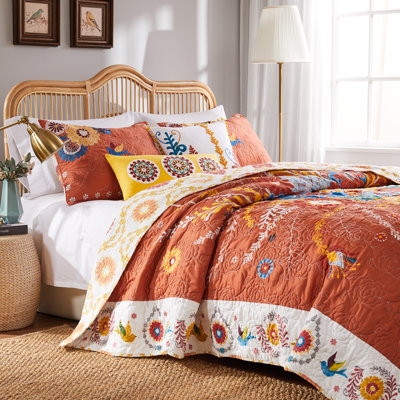 Topanga Floral Reversible Quilt Set