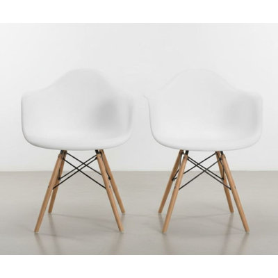 Chaise de salle à manger en plastique