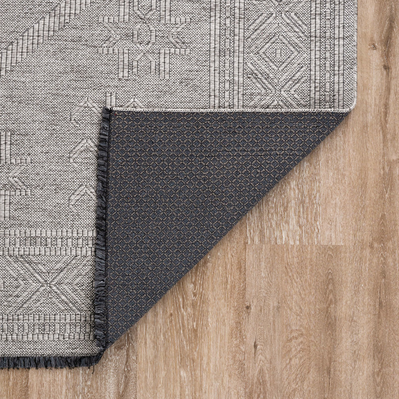 Tapis d'intérieur gris antidérapant Brenly, Rectangle 7 pi 9 po x 10 pi 3 po