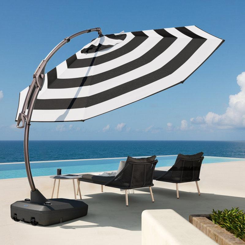 Parasol excentré en porte-à-faux Furio, L 137,8 po x P 137,8 po