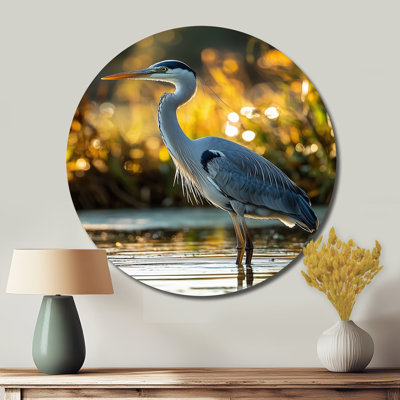 Axentie - reproduction de héron sur cercle métallique, art mural moderne en métal gris