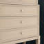 Armoire d'appoint en bois massif gris clair
