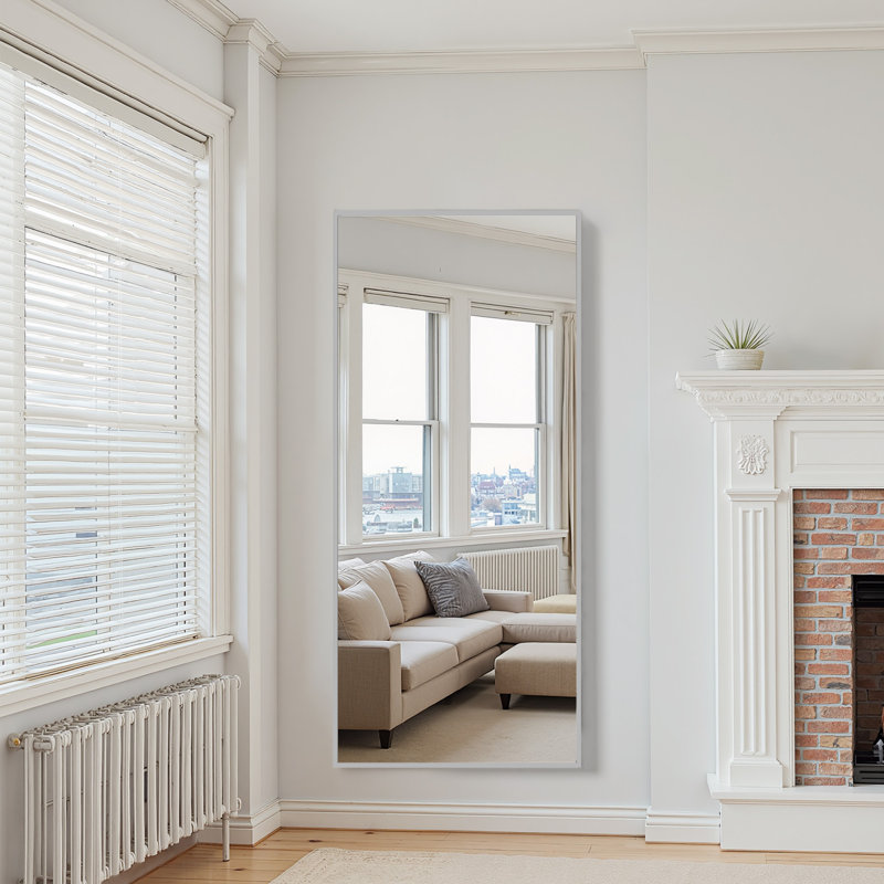 Miroir mural moderne en métal pleine longueur avec support mural, Argent argent, 71 po x 24 po